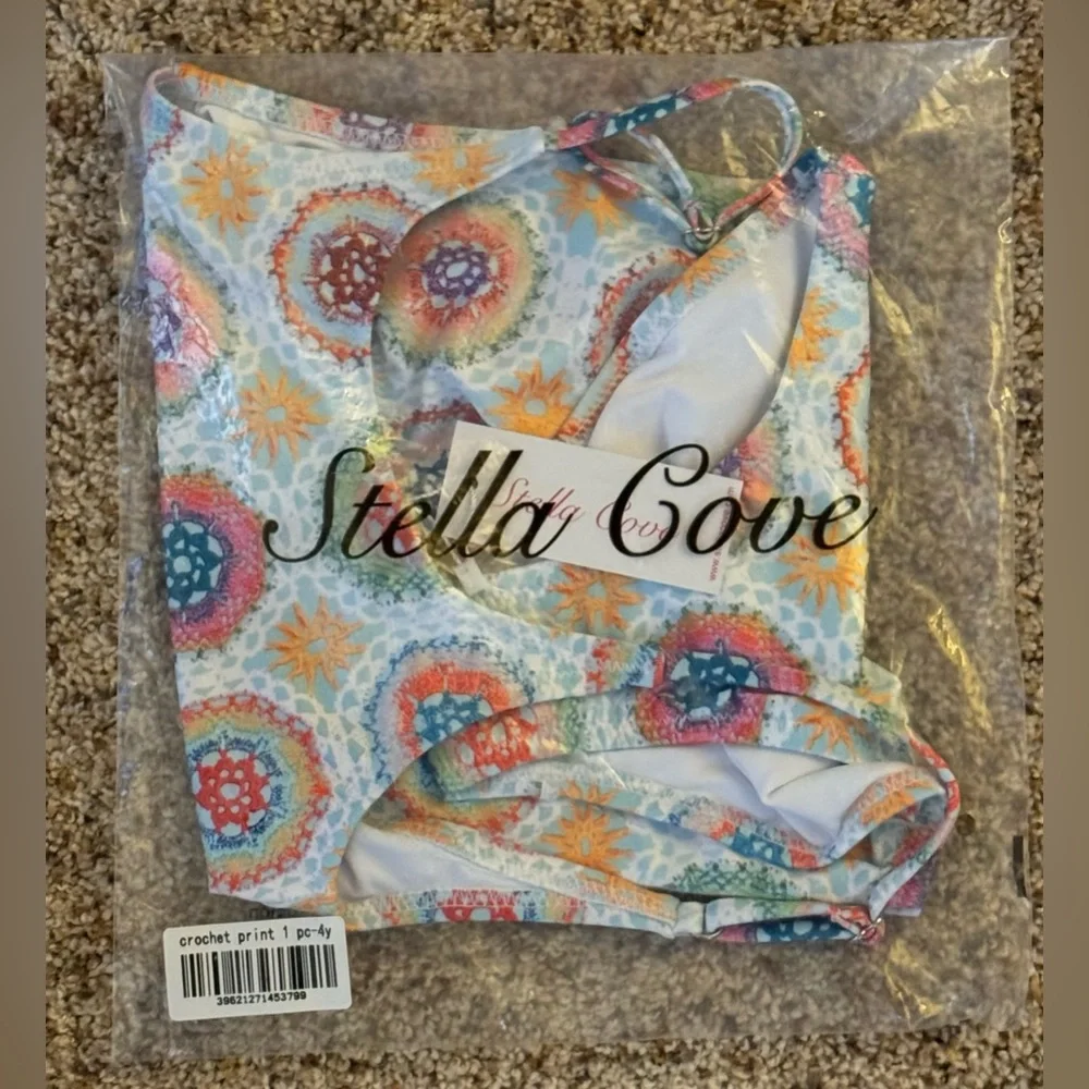 NWT and in Plastic Stella Cove Girls 4 yrs One-Piece Crochet Print Swimsuit